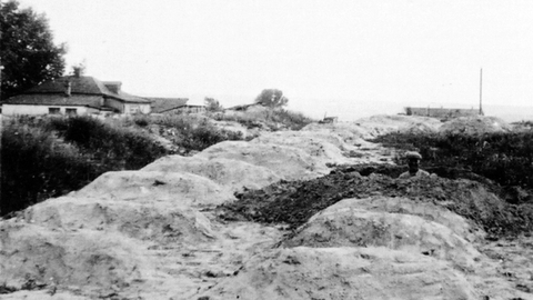 Famine victims mass grave in Kharkiv oblast